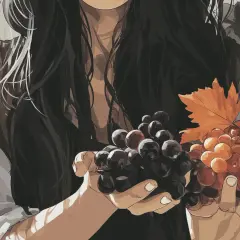 Mani che stringono grappoli d'uva, scura e chiara, con foglie autunnali. I vinaccioli, piccoli semi, sono parte integrante di questo frutto.