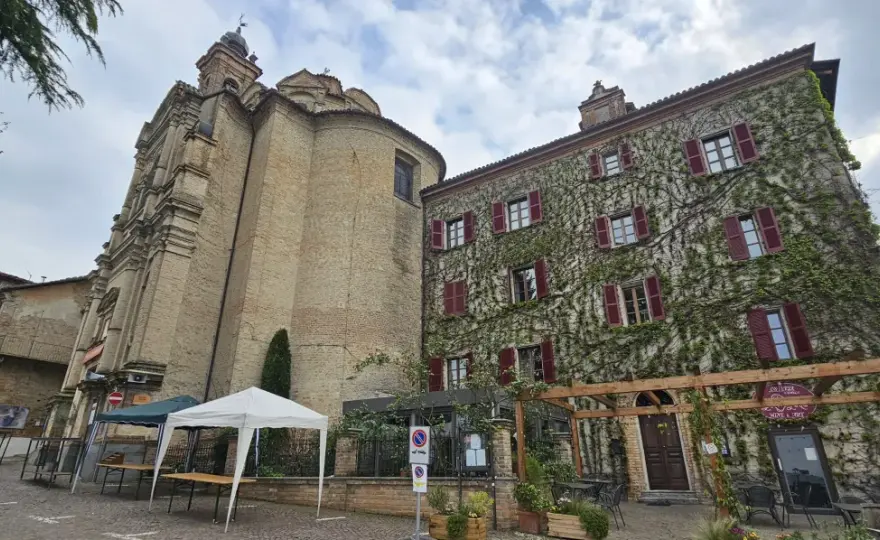 Castello di Neive - La guida al Barbaresco che devi leggere